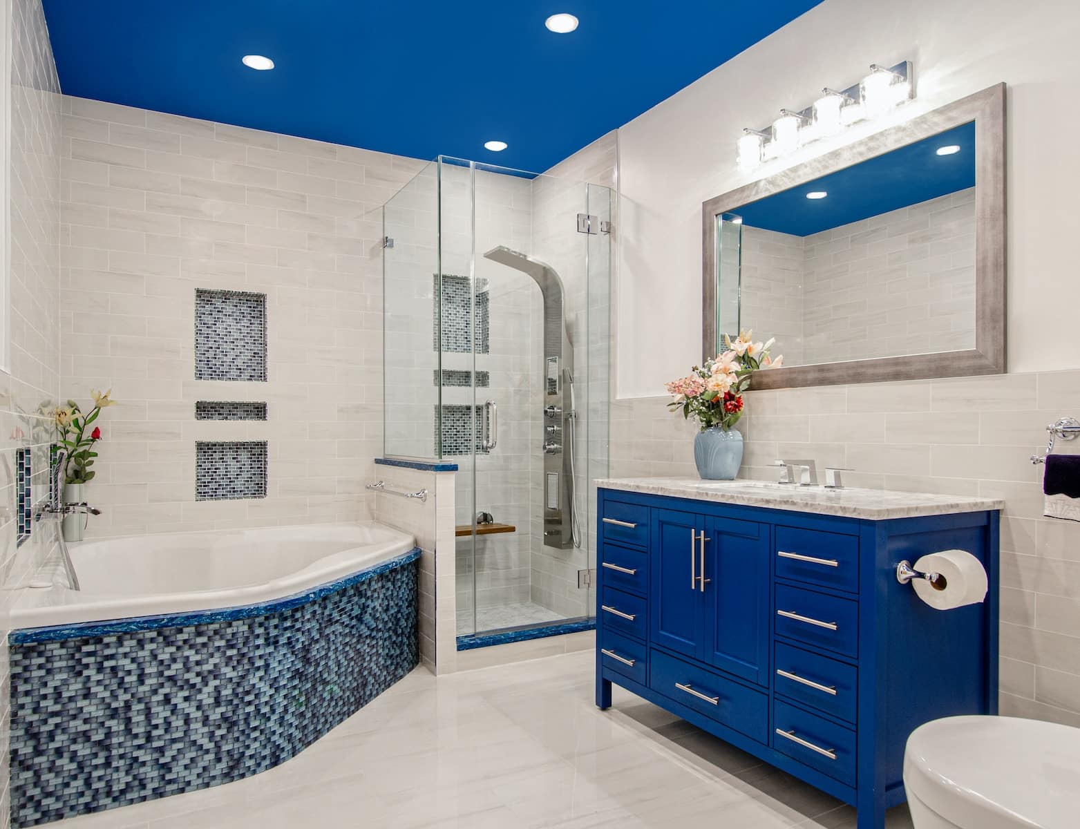 couleur bleu salle de bain
