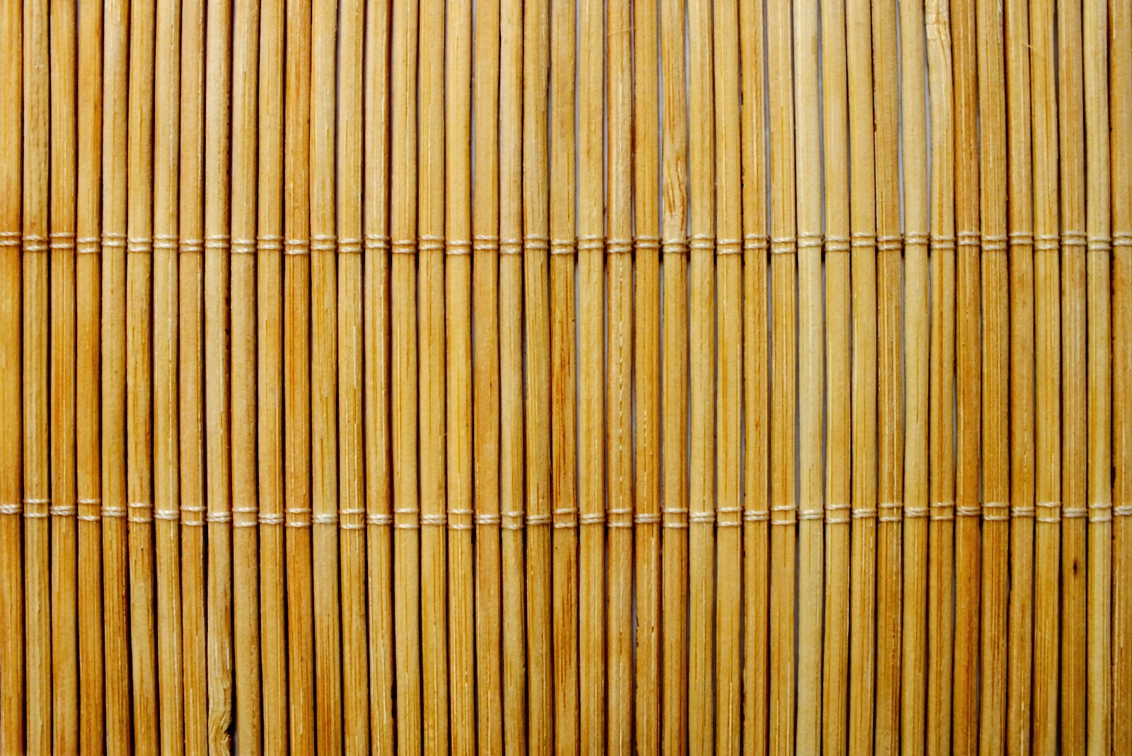 tapis de bambou pour salle de bain naturelle